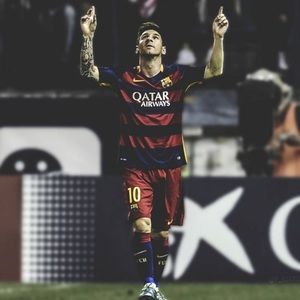 Meet your Posher, Laurence